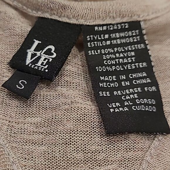 🤸‍♂️3 for 12🤸‍♀️ LOVE Tease Racerback Silver Sequin Tank Small - Picture 3 of 6